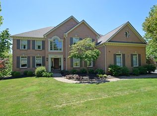 5663 Chestnut Ridge Dr, Cincinnati, OH 45230