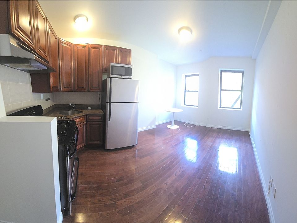 1st image of 2025 1st Ave APT 3R