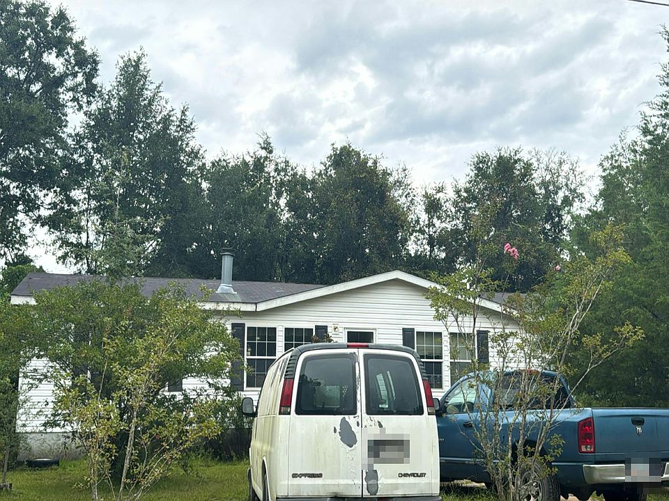 1st image of 952 River Ridge Cir