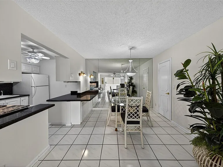 6253 Bay Club Dr #1 — Photo 20