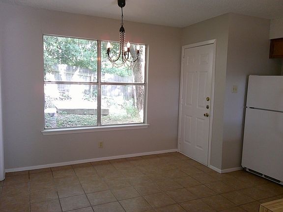 4th image of 8102 Dunn St #B