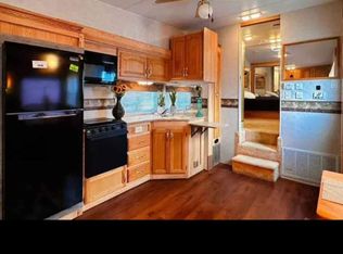 6085 Clark Rd, Waller, TX 77484