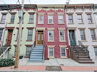 5 Irving St, Albany, NY 12202