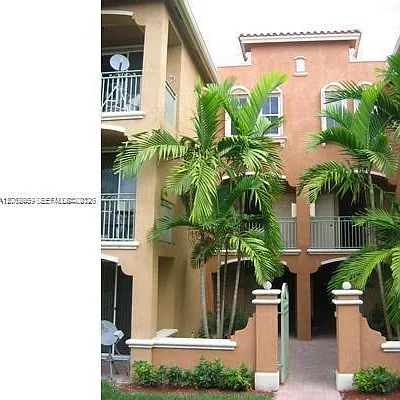 The Courts At Doral Isles — Photo 2