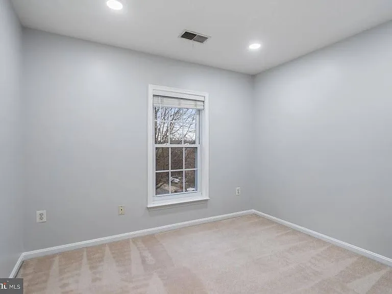 8648 Royal Worcester Ln — Photo 35