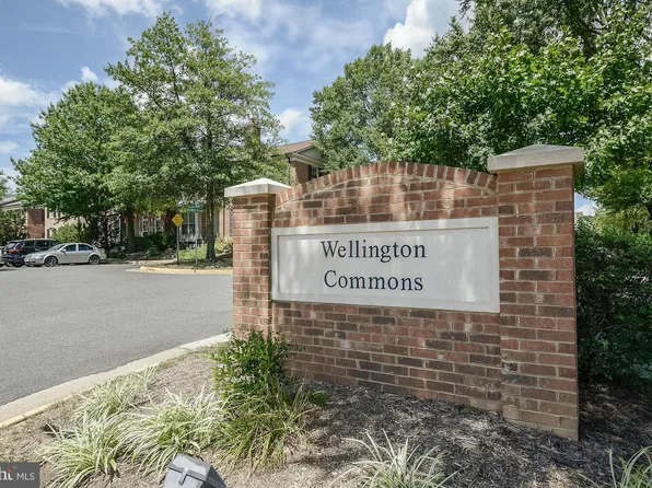 5812 Apsley House Ct, Alexandria, VA 22310