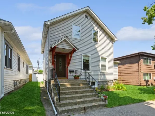 1008 Court St, Saint Joseph, MI 49085