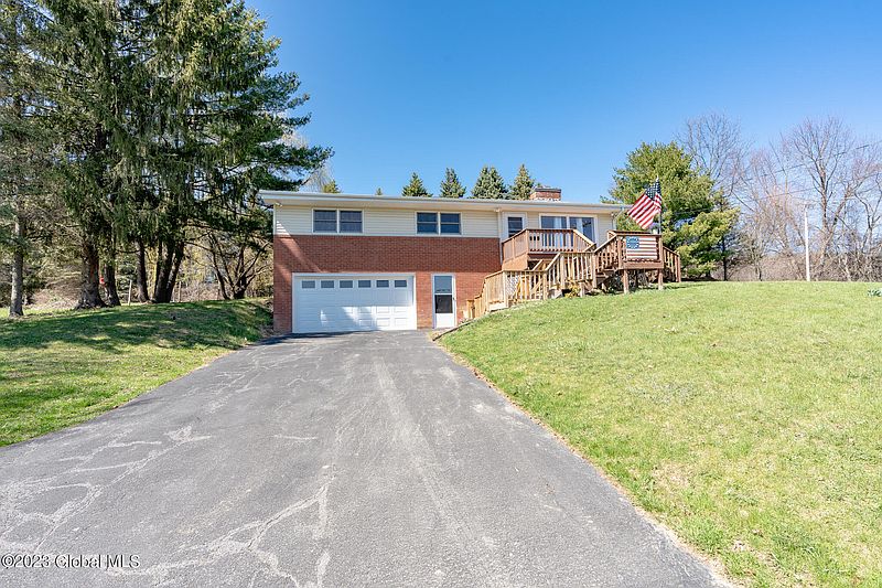 2nd image of 209 Schuurman Road