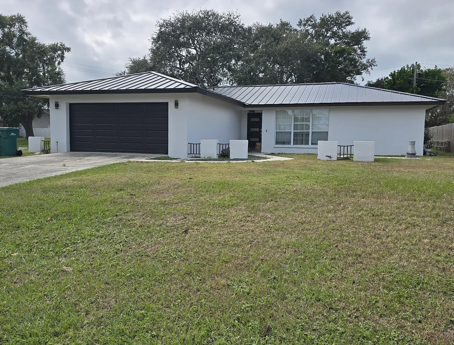 4 bed, 1827 sqft, $4,000 — Photo 1