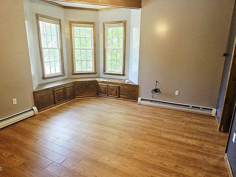 1631 Vine St — Photo 14