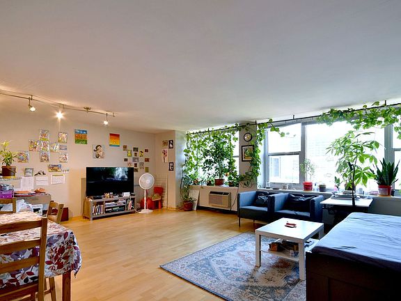 4th image of 4250 N Marine Dr APT 1310