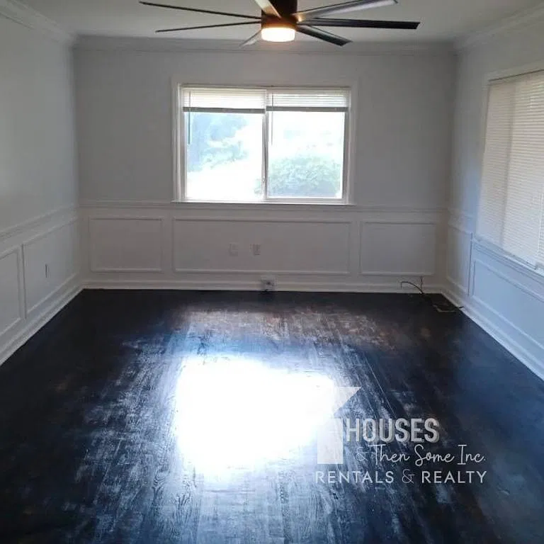 127 Lincoln Dr — Photo 3