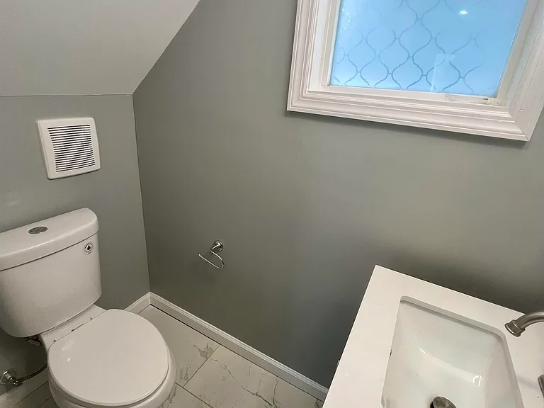 20 W 49th St #1 — Photo 15