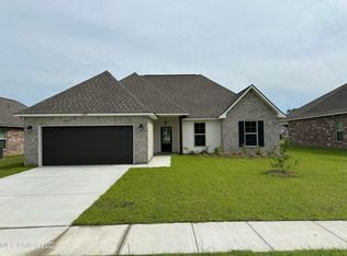 13307 Southern Pine St, Gulfport, MS 39503