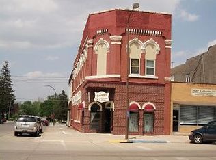 100 E State St, Jefferson, IA 50129