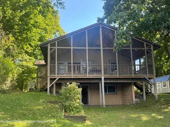 63 Lakeshore Drive, Copake, NY 12516