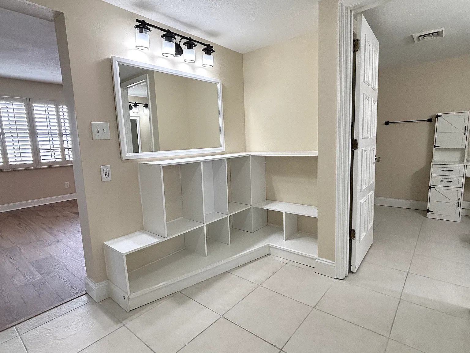 2 bed, 1700 sqft, $2,195 — Photo 1