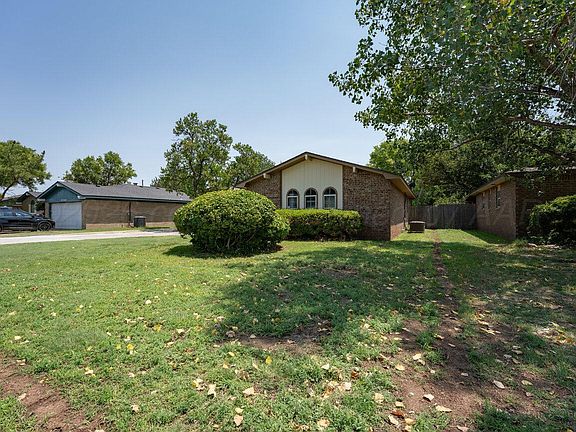 2nd image of 5707 SW 48th Ave