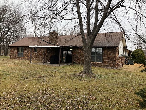 2nd image of 1519 Crestwood Dr