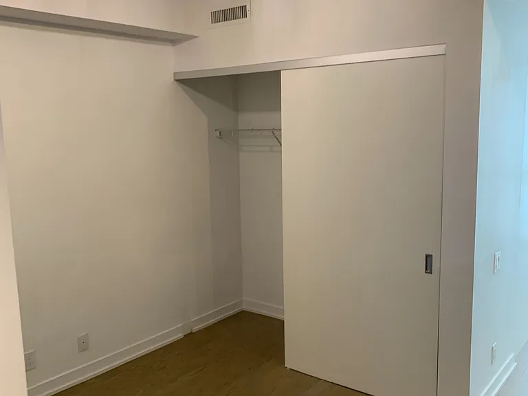 39 Brant St #411 — Photo 9