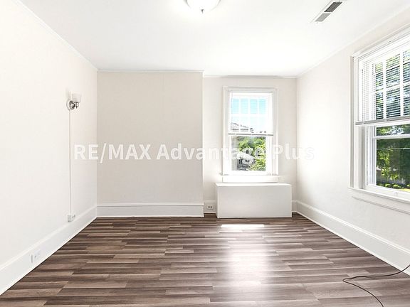 5th image of 106 Grove St #A