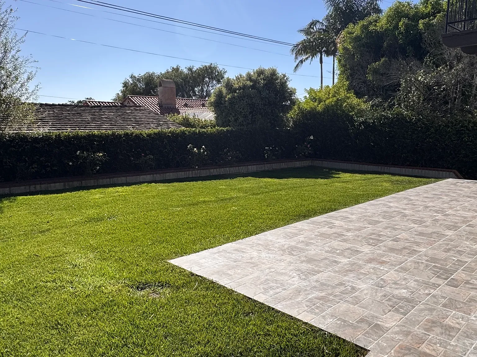 4 bed, 2676 sqft, $7,200 — Photo 2