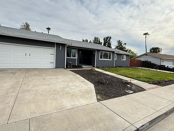 2nd image of 5243 Wisteria Way