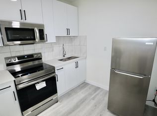 11616 82nd St NW #1, Edmonton, AB T5B2V8