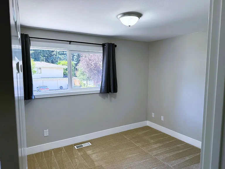 upstairs bedroom3