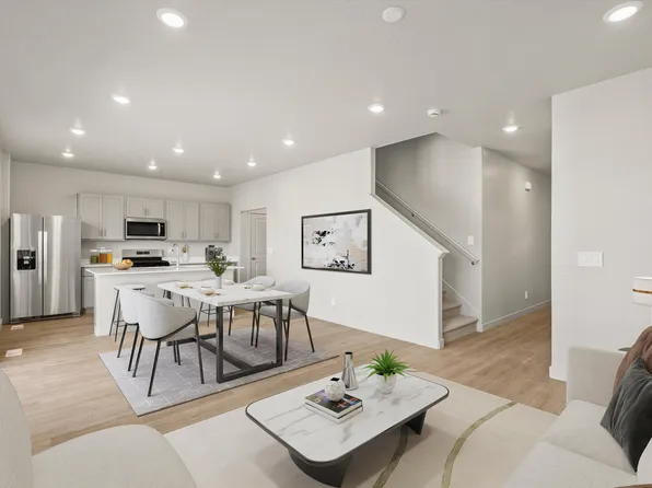 932 E Eden St, Eagle Mountain, UT 84005