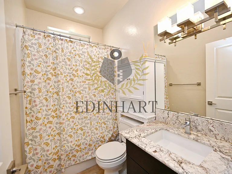 502 S Traverse Dr — Photo 26