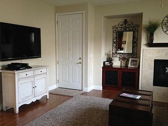 3rd image of 1609 Esplanade Cir #1609