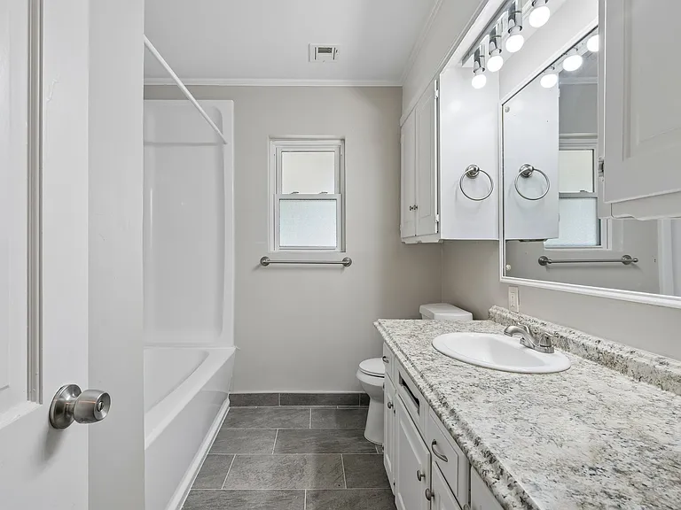 Bathroom 1-2