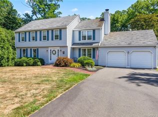 5 Allison Dr, Portland, CT 06480