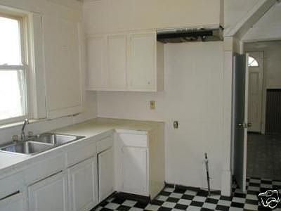 2nd image of 377 Gibbs Pl