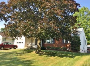 714 Chestnut Ln, Easton, PA 18045