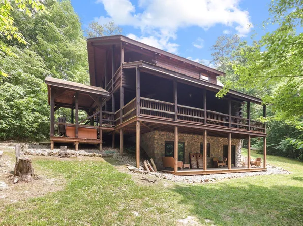 17403 Keister Rd, Laurelville, OH 43135