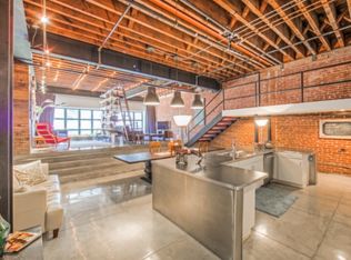 100 W 5th St UNIT 2E, Long Beach, CA 90802