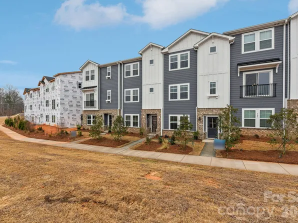 396 Golden Maple Ct, Fort Mill, SC 29708