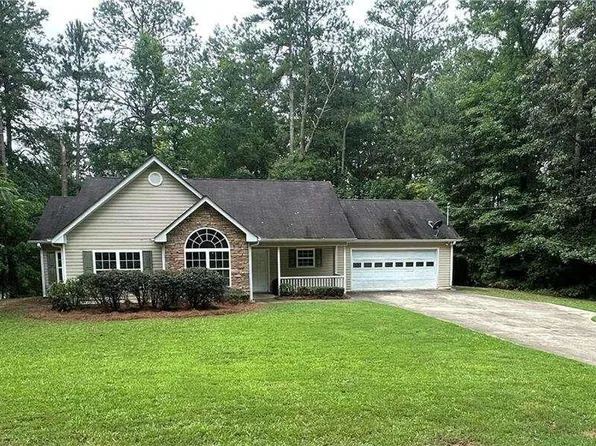 73 Fitzgerald St, Hiram, GA 30141