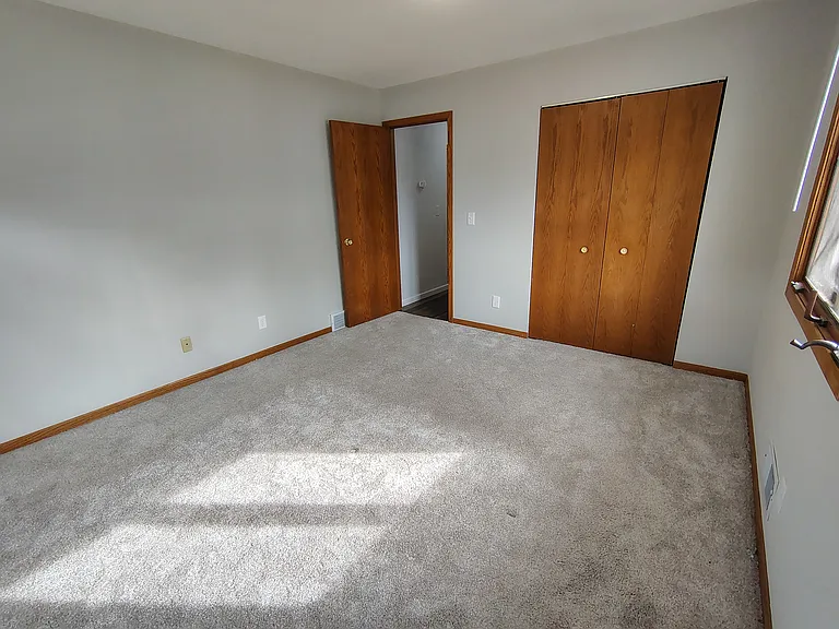 838 Apgar St S — Photo 13