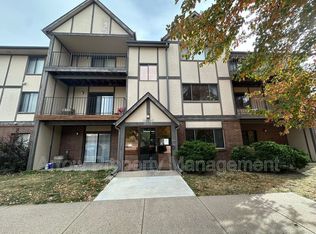 2340 N 44th St APT 1, Lincoln, NE 68504
