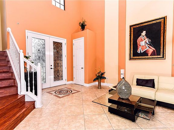 5th image of 10079 Silver Laurel Way