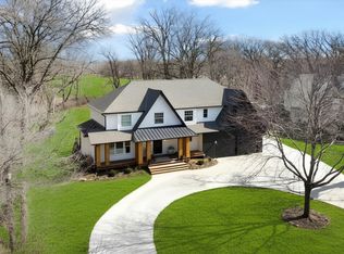 3141 Fairchild Ave, Wayzata, MN 55391