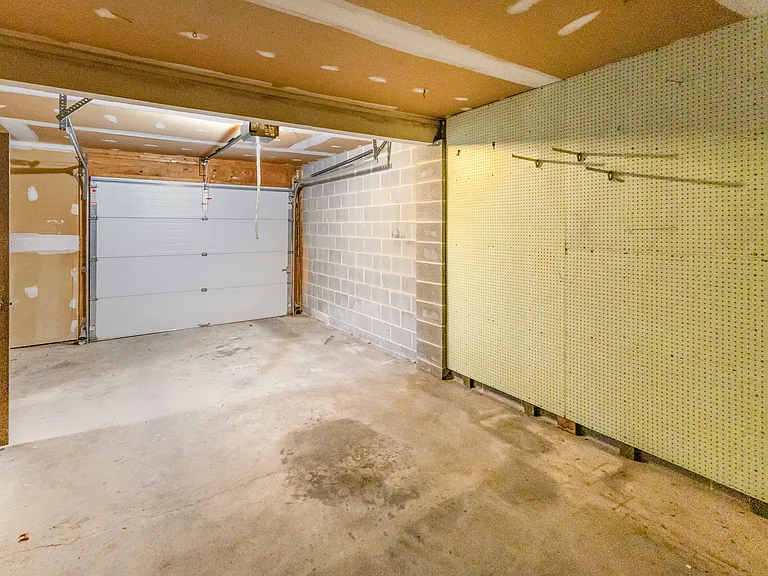 17 Branstock Ct — Photo 15