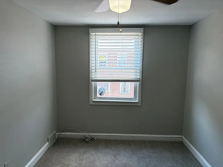 139 W Madison Ave — Photo 17