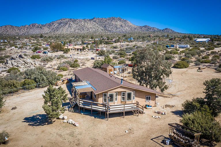 1st image of 60780 Palm Canyon Dr