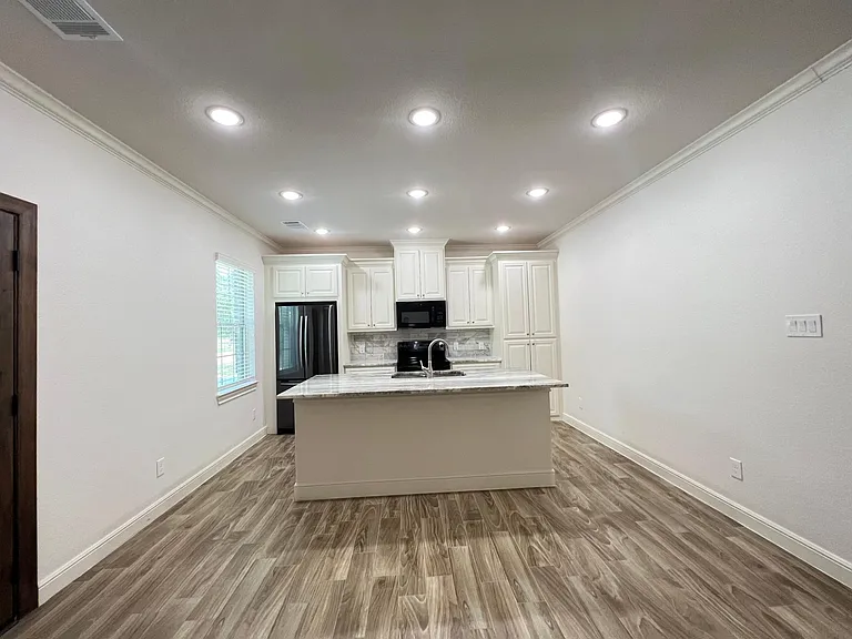 2606 Appian Way #B — Photo 7