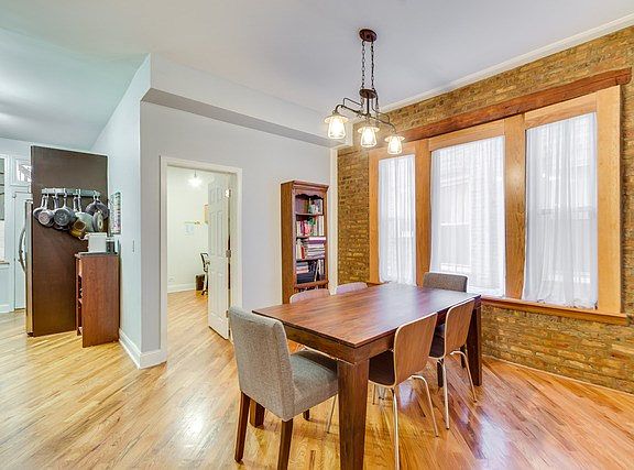 3rd image of 5203 S Blackstone Ave APT 1