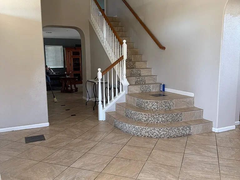 29424 W Camino Ct — Photo 4